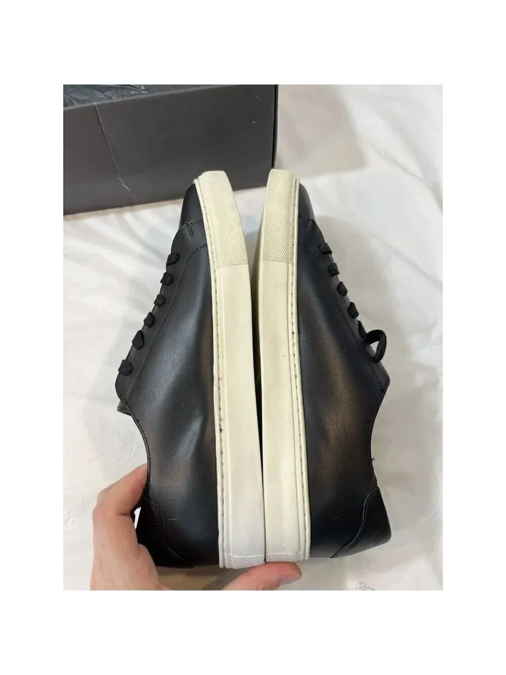 Lindbergh Mens Size 9.5 Black Leather Sneaker Style: 30-92000US